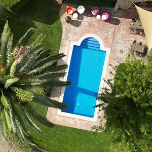 https://masia-ca-la-caputxeta.topcostabravahotels.com