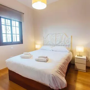Appartement Duplex With Terrace- 5bd 3bth- Center, Séville