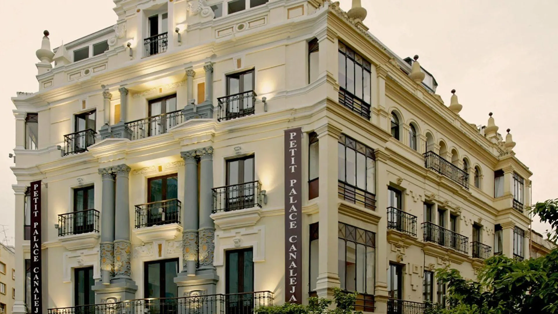 Petit Palace Canalejas Sevilla location