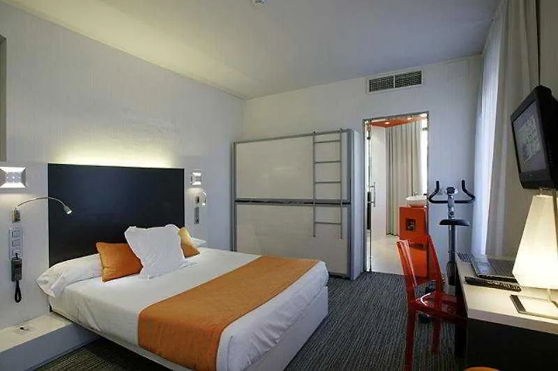 Petit Palace Canalejas Sevilla 2*, סביליה ספרד