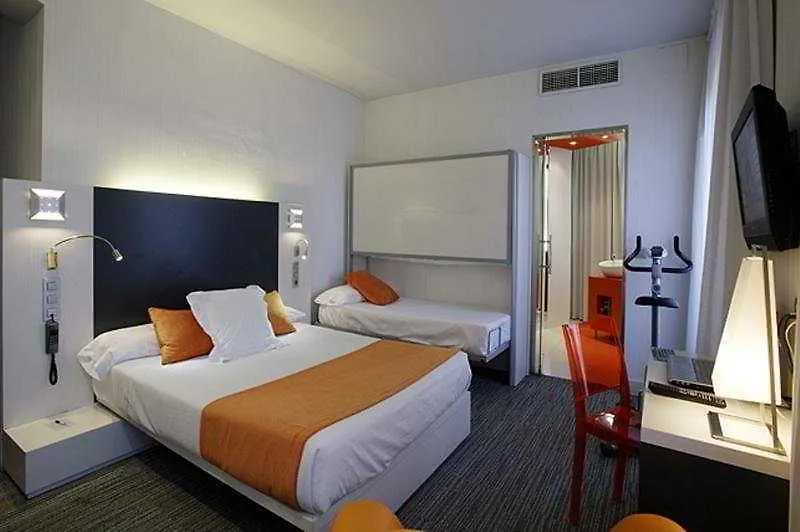 Petit Palace Canalejas Sevilla 2*, סביליה ספרד