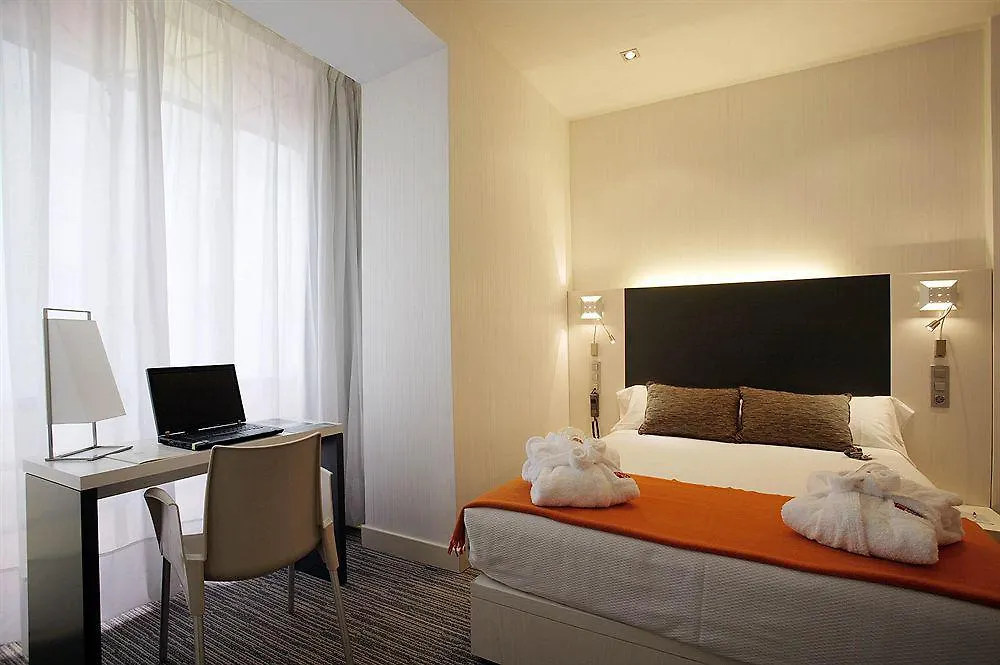 Petit Palace Canalejas Sevilla סביליה